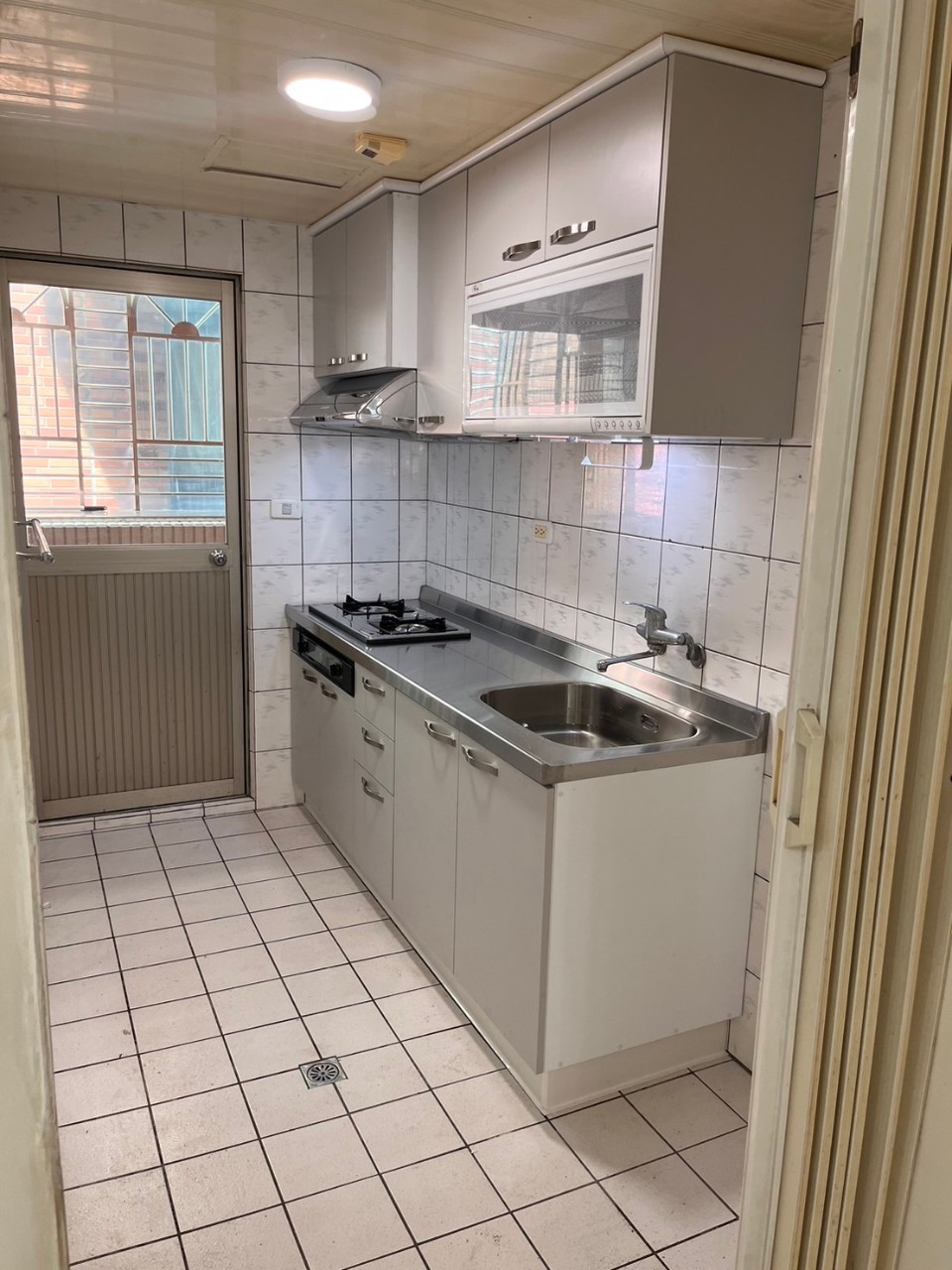 No-A102 利亞廚具 | 台北廚具 | 便宜廚具 | 一字型廚具