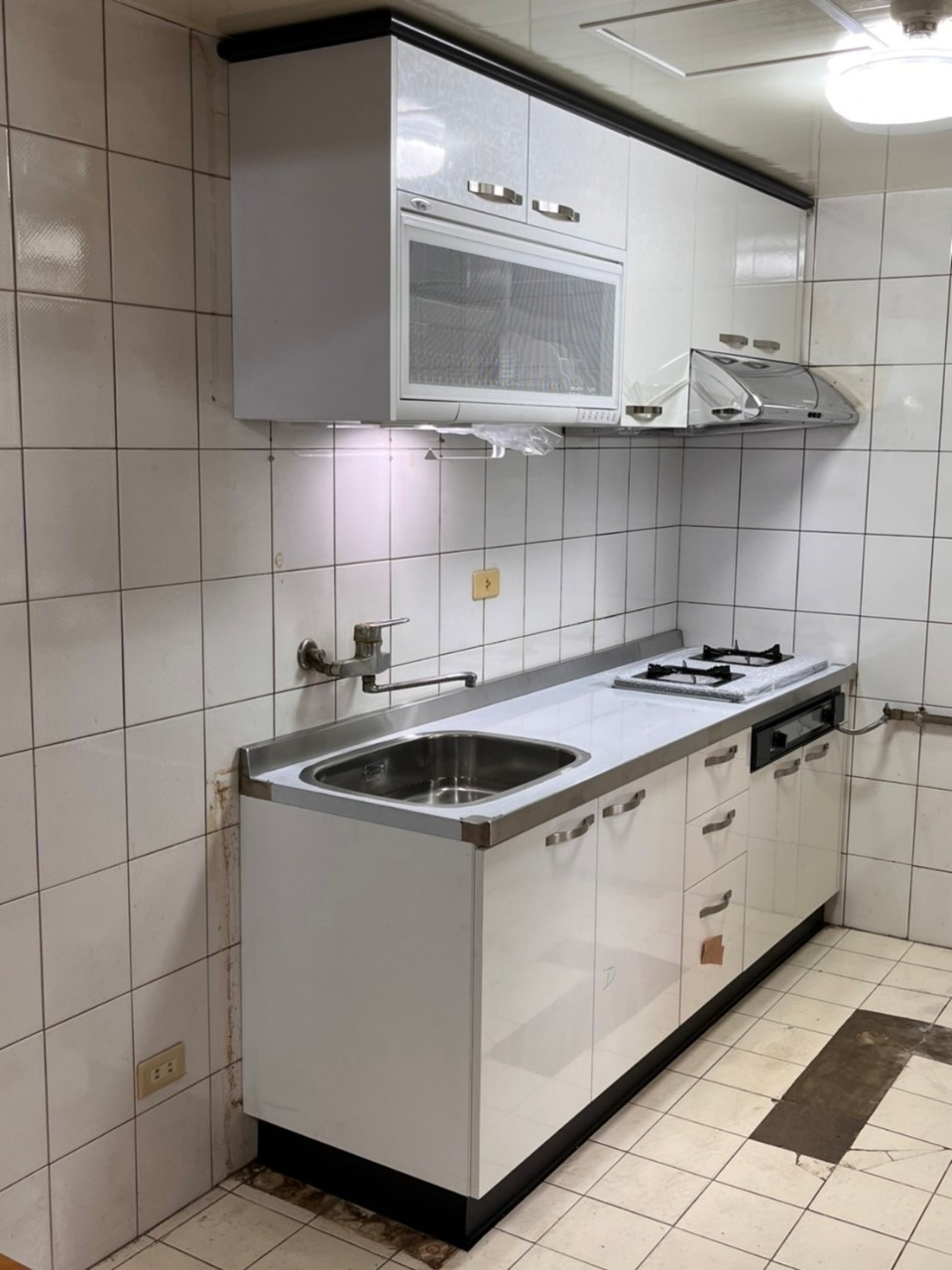 No-A110 利亞廚具 | 台北廚具 | 便宜廚具 | 一字型廚具